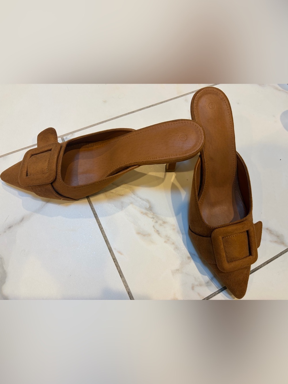 Heels - Picture 2 of 4